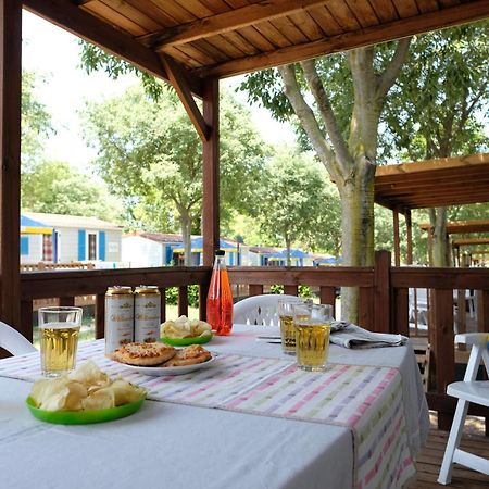 Happy Camp Mobile Homes In Camping Village Rosapineta Rosolina Mare Extérieur photo