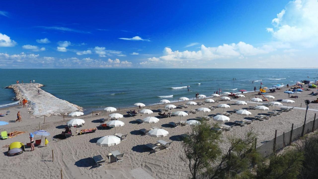 Happy Camp Mobile Homes In Camping Village Rosapineta Rosolina Mare Extérieur photo